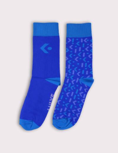 Twee verschillende sokken in één paar