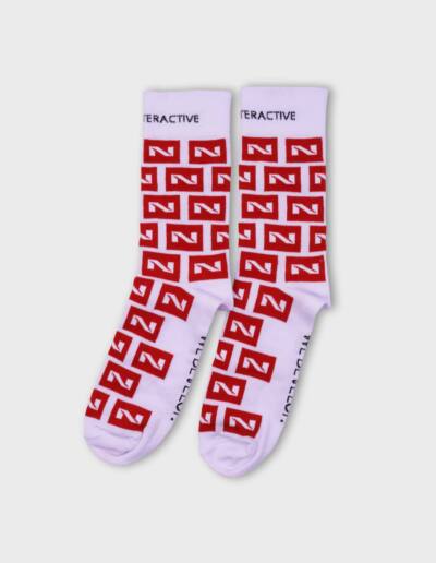 Socken mit dem Netinteractive-Logo